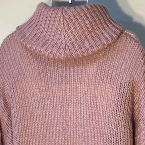 Mustard Seed SZ S Lilac soft slouchy boxy oversized cowl neck sweater - Picture 4 of 7